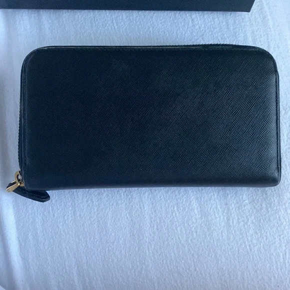 Black bow Prada wallet - Picture 4 of 4